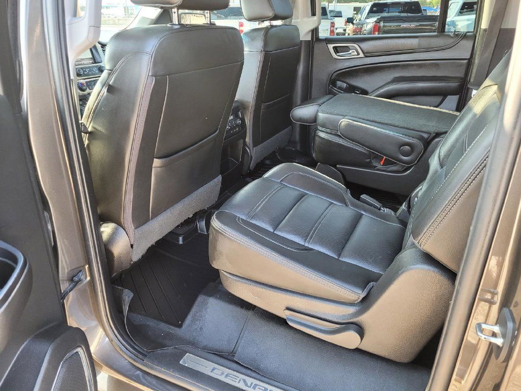 Used 2019 GMC Yukon XL Denali w/ Open Road Package RWD image 4