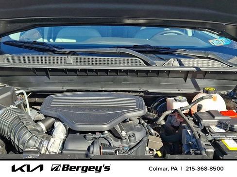 Used 2023 GMC Acadia SLT w/ Preferred Package image 31