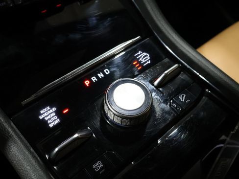 Used 2022 Jeep Grand Cherokee Summit w/ Adv Protech Group IV AWD/4WD image 27
