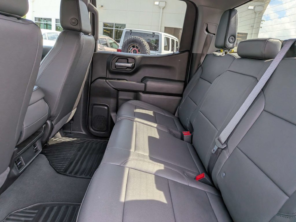 Certified 2025 GMC Sierra 1500 Pro w/ Graphite Edition AWD/4WD image 16