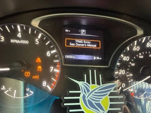 Used 2017 Nissan Altima 2.5 SR FWD image 37