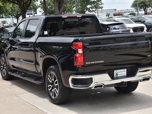 Used 2023 Chevrolet Silverado 1500 LT AWD/4WD image 10