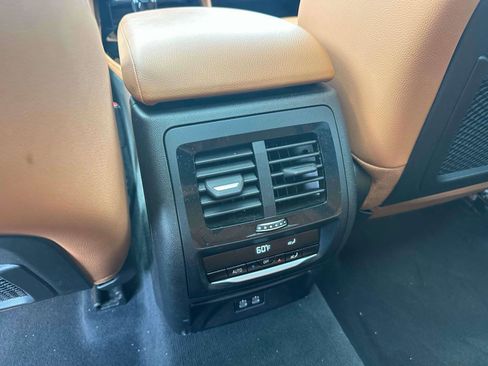 Used 2023 BMW X4 M40i w/ Premium Package image 11