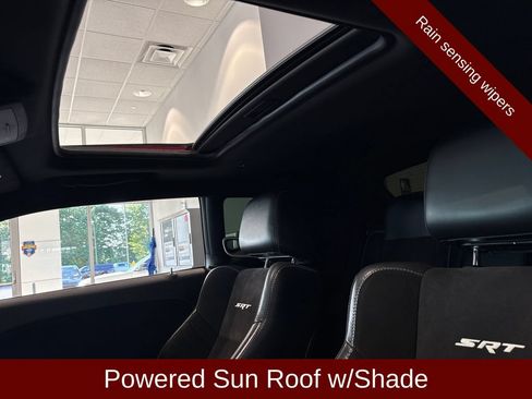 Used 2016 Dodge Challenger SRT Hellcat RWD image 5