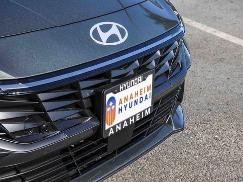 New 2026 Hyundai Elantra SEL Sport Premium FWD image 5
