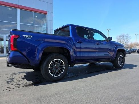 Certified 2025 Toyota Tacoma TRD Sport image 7