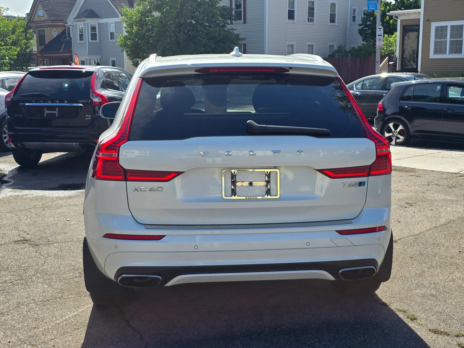 Used 2019 Volvo XC60 T6 R-Design w/ Protection Package Premier AWD/4WD image 6