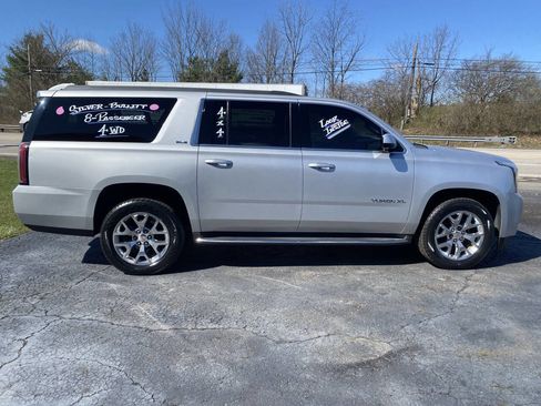 Used 2015 GMC Yukon XL SLE image 2