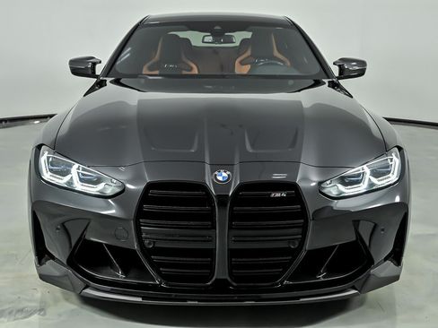Used 2021 BMW M4 Coupe w/ M Carbon Exterior Package RWD image 5