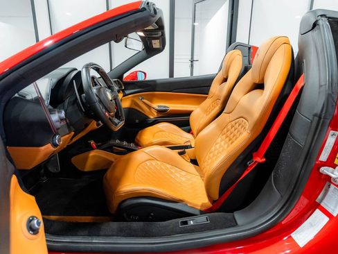 Used 2018 Ferrari 488 Spider RWD image 52