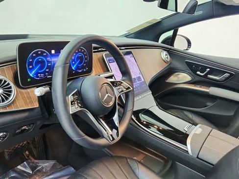 Used 2022 Mercedes-Benz EQS 450+ Sedan image 18