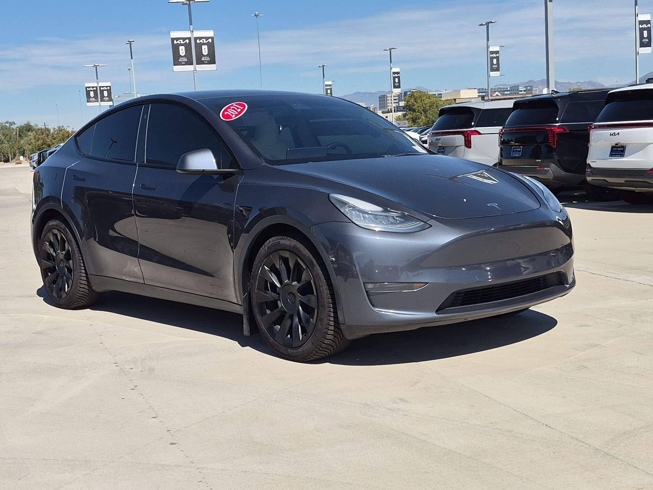 Used 2021 Tesla Model Y Long Range AWD/4WD image 8