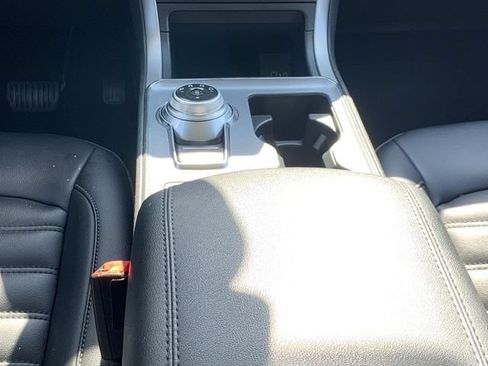 Used 2021 Ford Edge SEL w/ Convenience Package AWD/4WD image 27