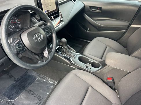 Used 2024 Toyota Corolla LE image 11