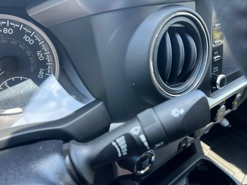 Used 2023 Toyota Tacoma SR5 w/ Technology Package RWD image 41