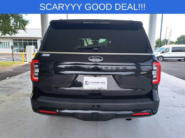 Used 2023 Ford Expedition Limited AWD/4WD image 5