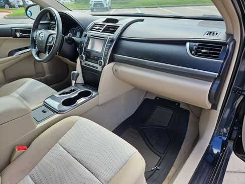 Used 2012 Toyota Camry XLE w/ Convenience Pkg FWD image 21