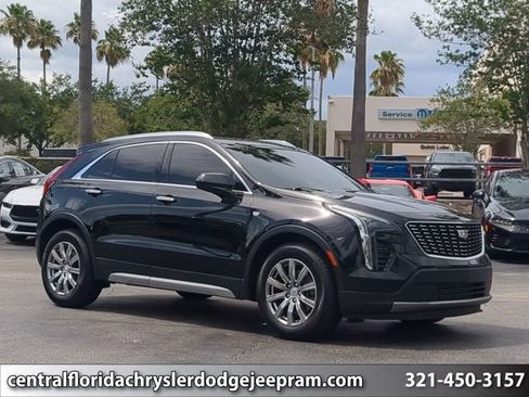 Used 2020 Cadillac XT4 Premium Luxury FWD image 1