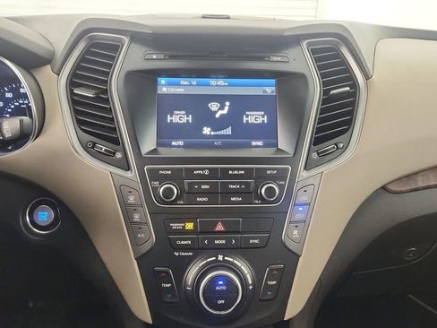 Used 2017 Hyundai Santa Fe Limited w/ Cargo Package image 12