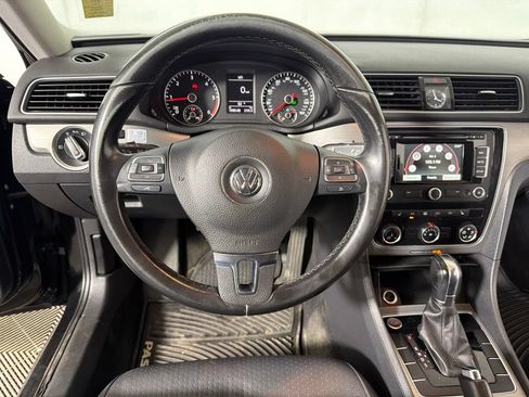 Used 2014 Volkswagen Passat TDI SE FWD image 13