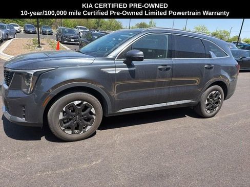 Certified 2024 Kia Sorento S AWD/4WD image 4
