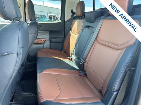 Used 2022 Ford Maverick Lariat w/ Equipment Group 500A Standard image 14