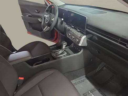 Used 2026 Hyundai Kona SE AWD/4WD image 19