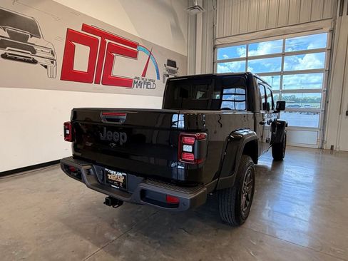 New 2026 Jeep Gladiator Sport AWD/4WD image 5