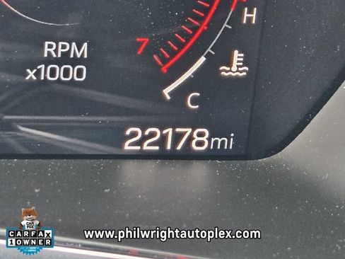 Used 2025 GMC Canyon Denali AWD/4WD image 29
