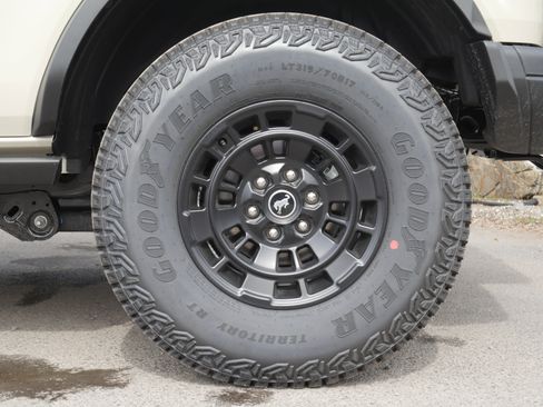 New 2026 Ford Bronco Badlands AWD/4WD image 22
