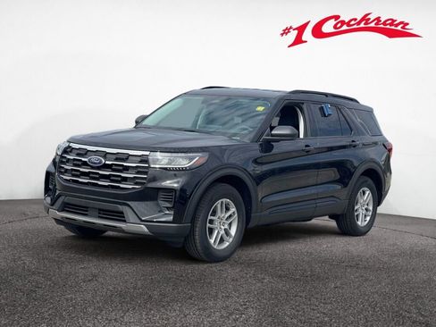 New 2026 Ford Explorer Active image 3