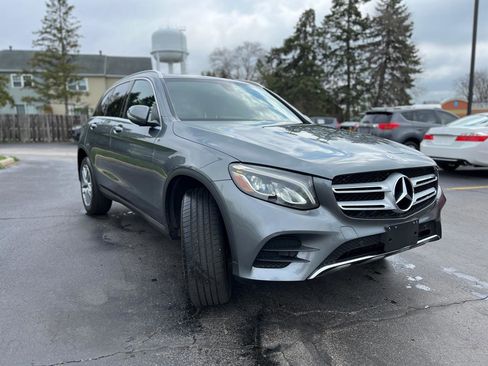 Used 2019 Mercedes-Benz GLC 300 4MATIC image 11