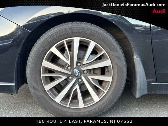 Used 2019 Subaru Legacy 2.5i Premium AWD/4WD image 22