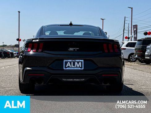 Used 2024 Ford Mustang GT RWD image 5
