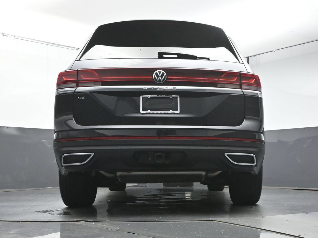 Used 2026 Volkswagen Atlas SE FWD image 43