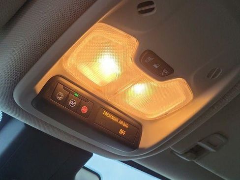 Used 2024 Buick Encore GX Preferred FWD image 30
