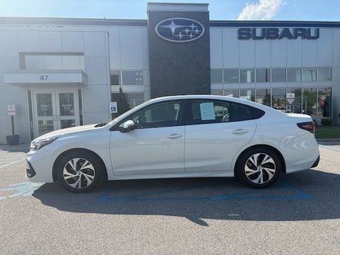 Used 2024 Subaru Legacy Premium AWD/4WD image 2