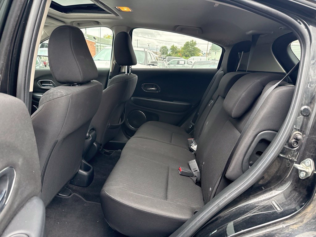 Used 2017 Honda HR-V EX image 8