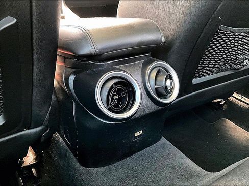 Used 2019 Alfa Romeo Giulia Ti RWD image 20