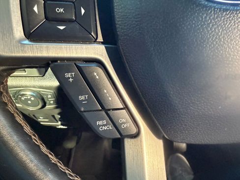 Used 2021 Ford F250 Platinum w/ FX4 Off-Road Package image 20