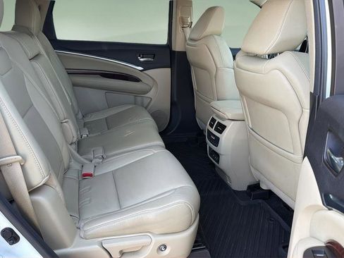 Used 2017 Acura MDX FWD image 16