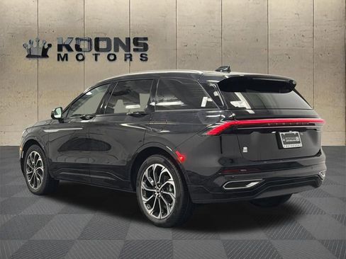 New 2026 Lincoln Nautilus Reserve image 6