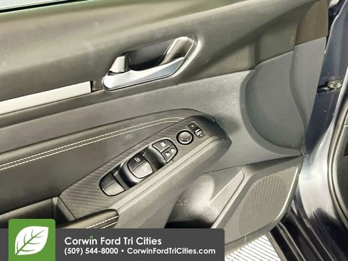 Used 2019 Nissan Altima 2.5 SL image 12