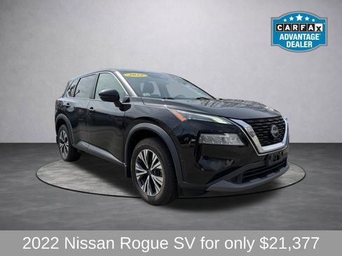 Used 2022 Nissan Rogue SV image 1