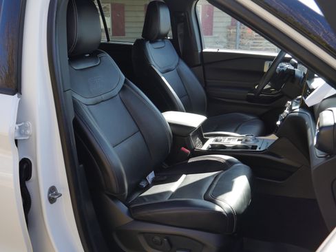 Certified 2023 Ford Explorer ST w/ Equipment Group 401A image 30