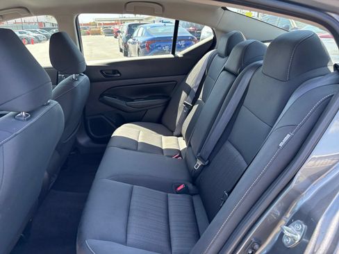 Used 2025 Nissan Altima 2.5 SV FWD image 22