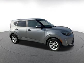 Used 2025 Kia Soul LX w/ LX Technology Package video 2