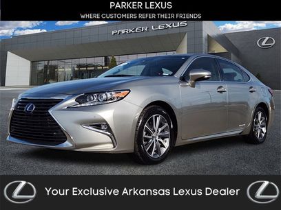 Used 2016 Lexus ES 300h w/ Luxury Package w/Wood Trim