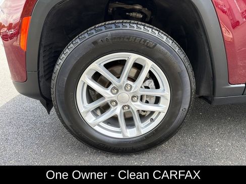 Used 2025 Jeep Grand Cherokee Laredo X w/ Luxury Tech Group I AWD/4WD image 10