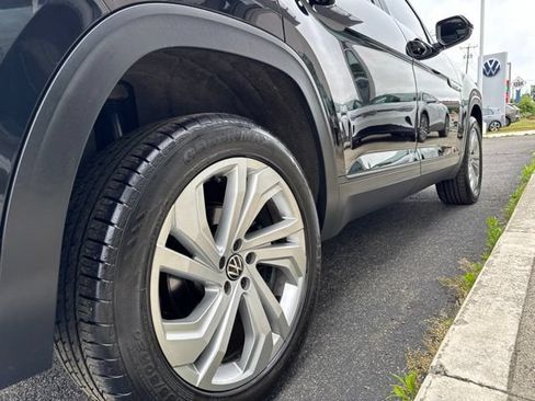 Used 2020 Volkswagen Atlas Cross Sport SEL AWD/4WD image 24